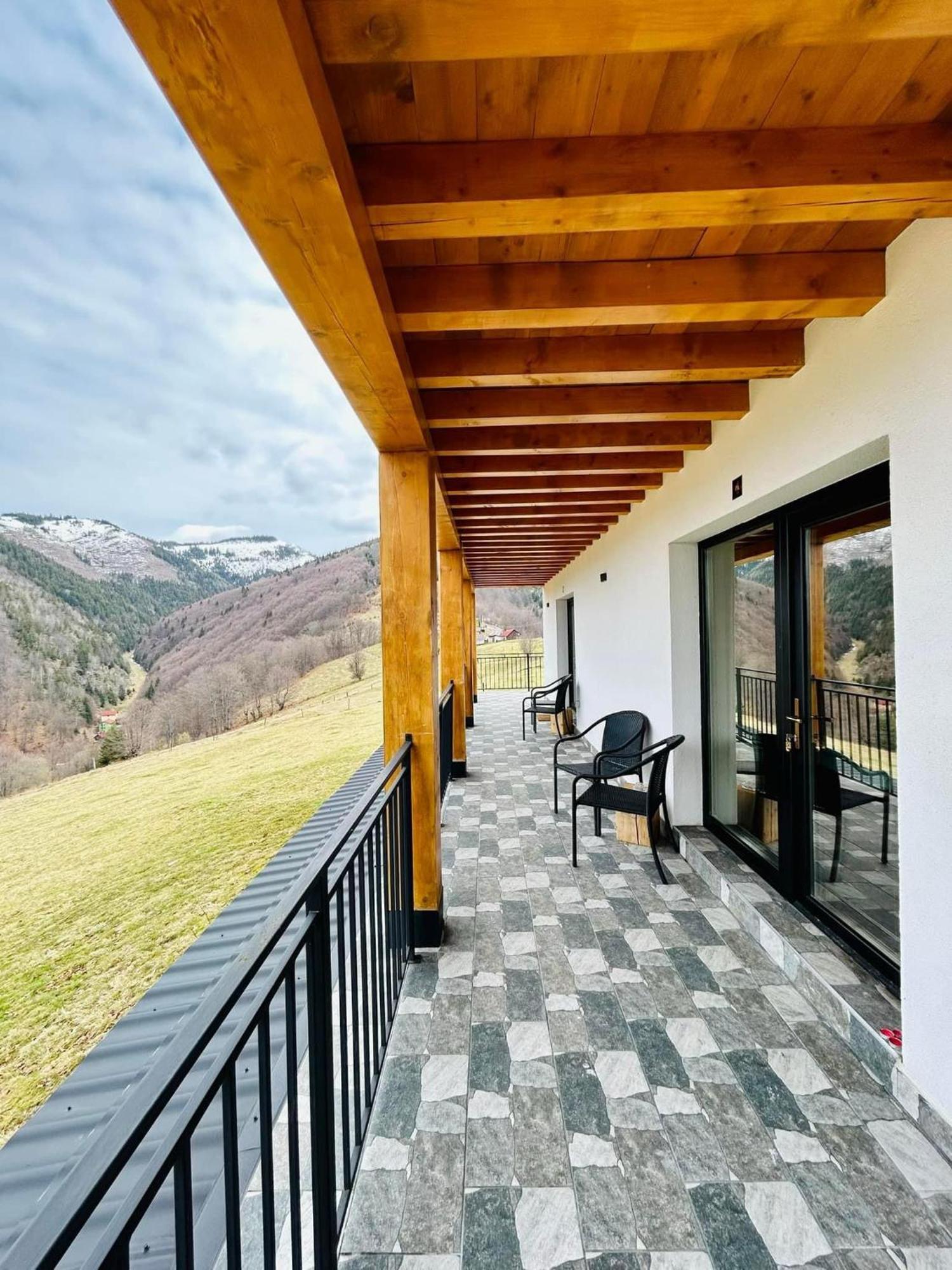 Villa Wild Rooms Jiet Экстерьер фото