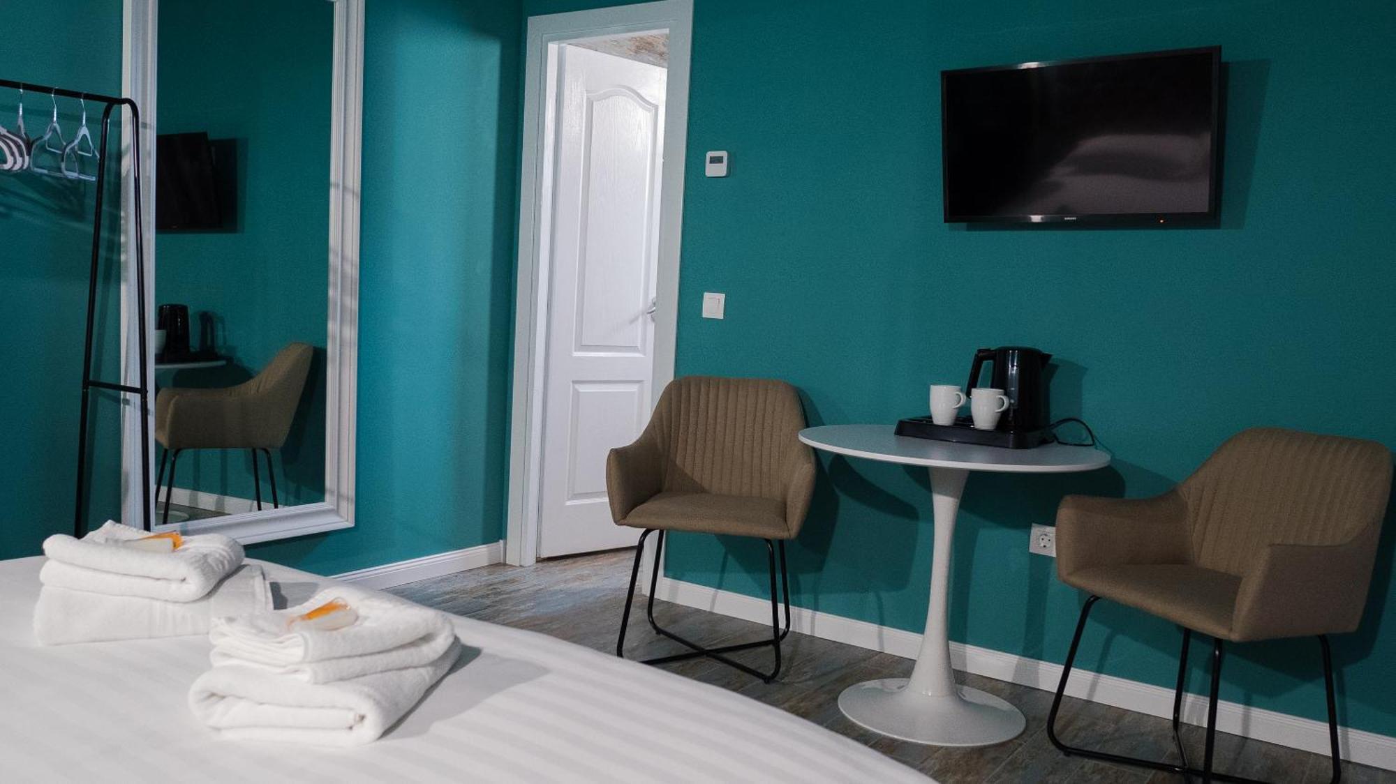 Villa Wild Rooms Jiet Номер фото